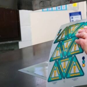 طباعة استكرات لاصقة شفافة